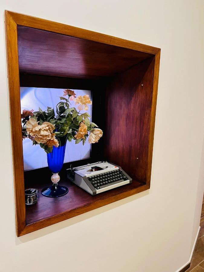 B&B Letterario Palazzo Pistocchi Teramo Eksteriør billede